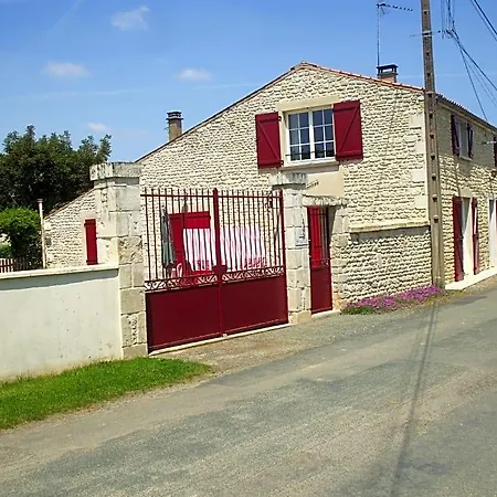 Bed & Breakfast La Piaule Saint-Pierre-le-Vieux (Vendee)