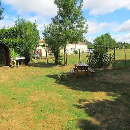 Bed & Breakfast La Piaule 3*