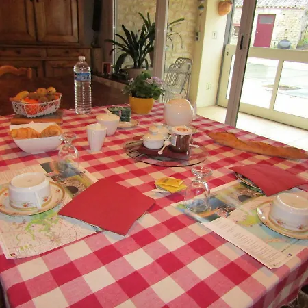 La Piaule 3* Saint-Pierre-le-Vieux (Vendee)