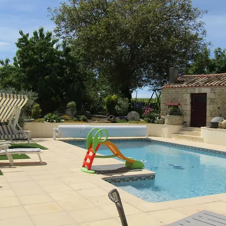 La Piaule Bed & Breakfast Saint-Pierre-le-Vieux (Vendee)
